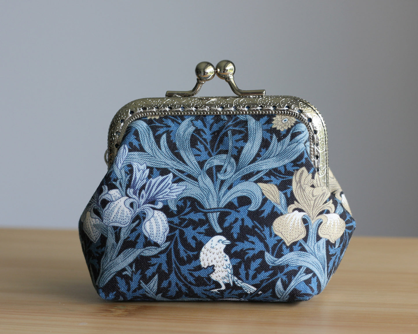 William Morris Thimble Holder & Craft Notions Pouch