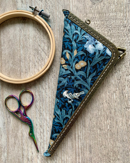 Embroidery Scissors Case and Needle Organizer, Quilting and Cross Stitch Accessory
