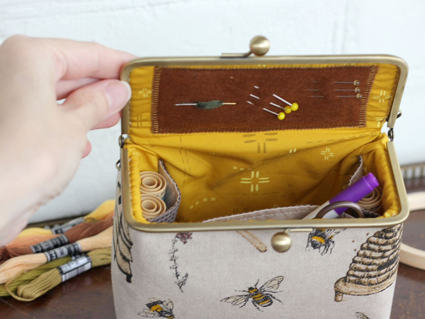 Bee Embroidery Organizer Box – Handmade Sewing & Cross Stitch Storage Case