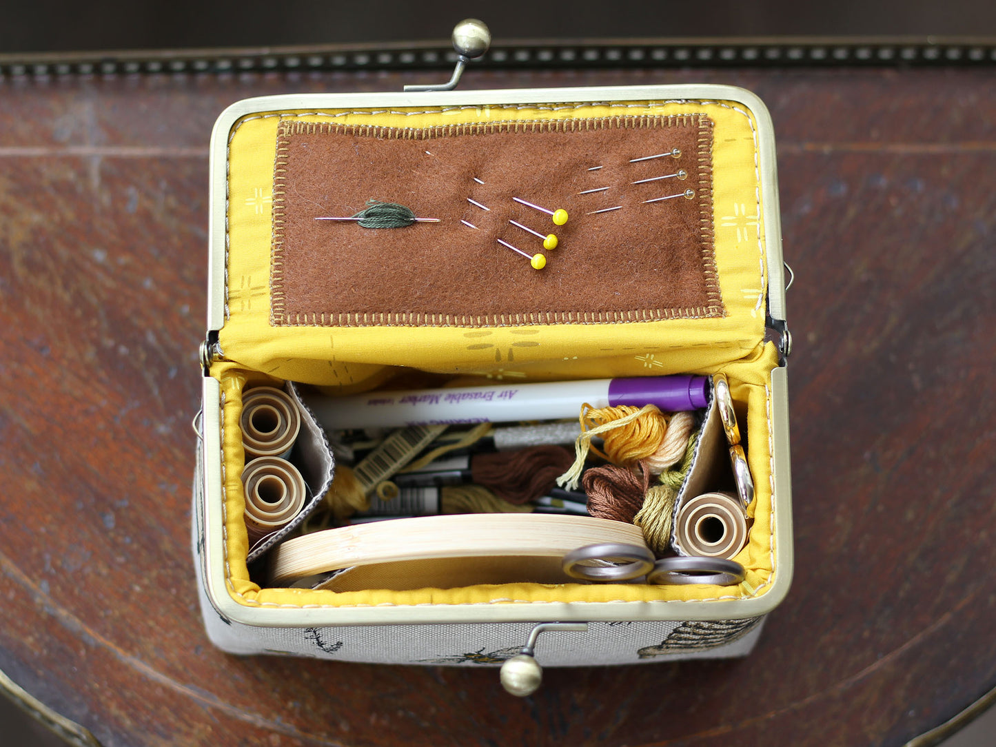 Bee Embroidery Organizer Box – Handmade Sewing & Cross Stitch Storage Case