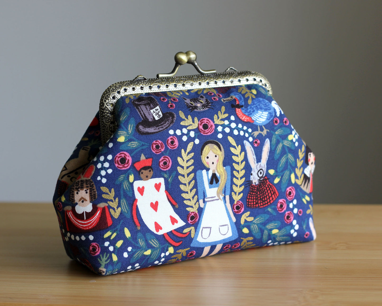 Alice in Wonderland Craft Tool Organizer Pouch