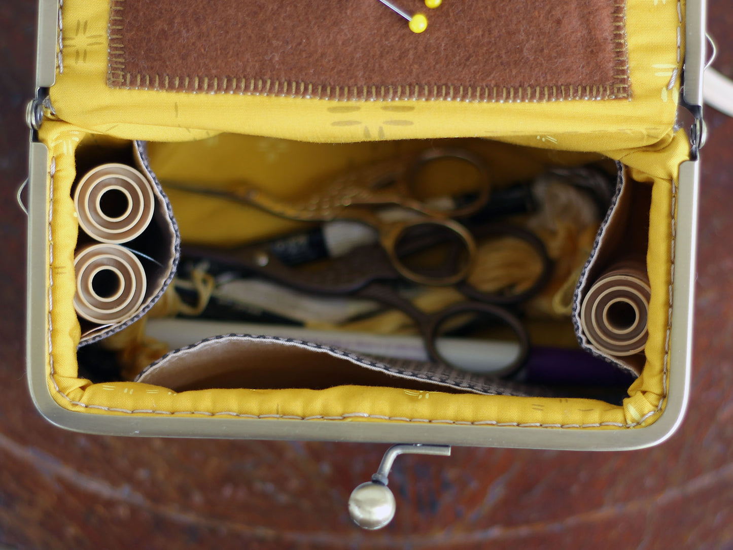Bee Embroidery Organizer Box – Handmade Sewing & Cross Stitch Storage Case