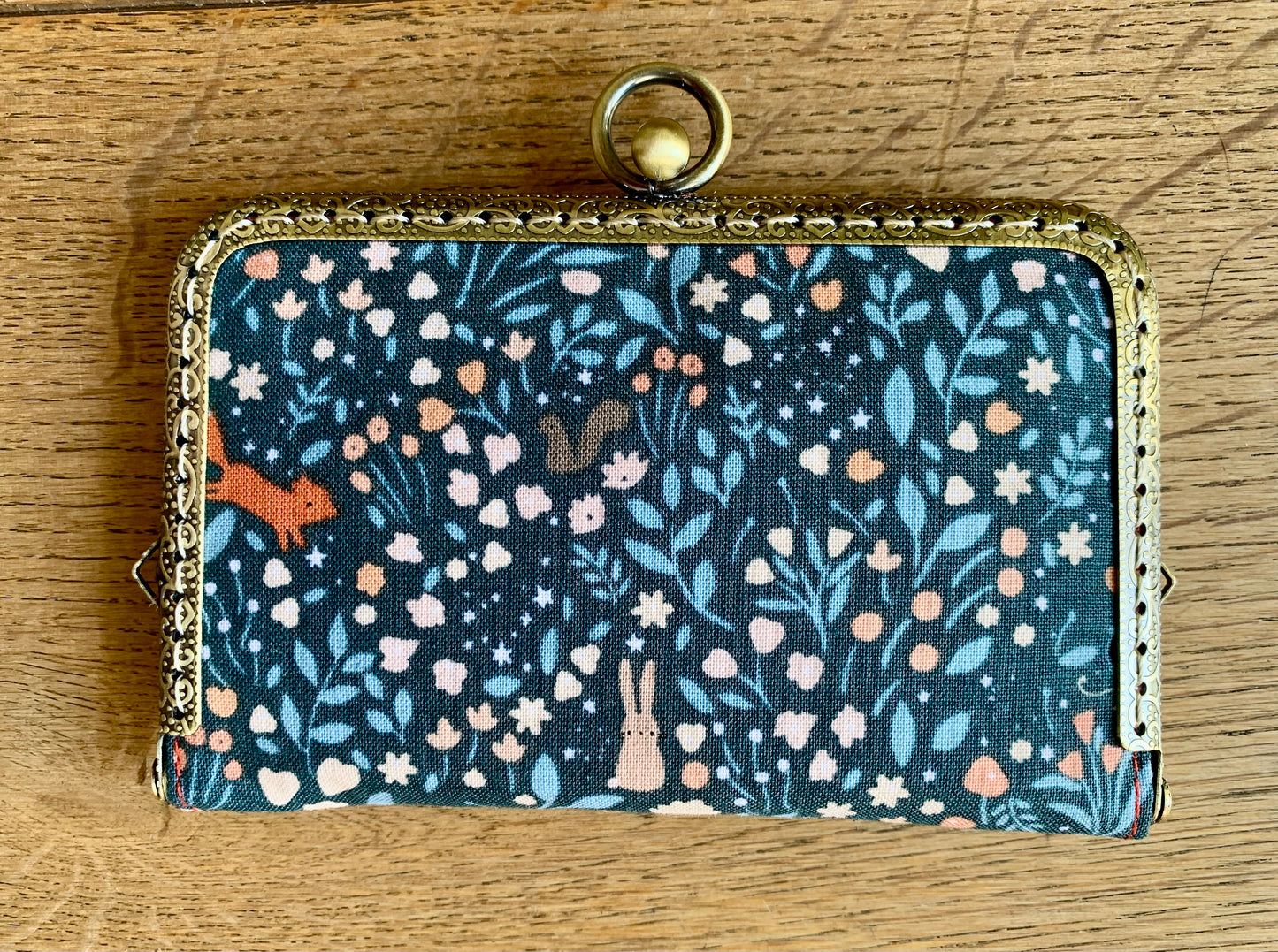 Handmade Kiss Lock Needle Book Sewing Organizer
