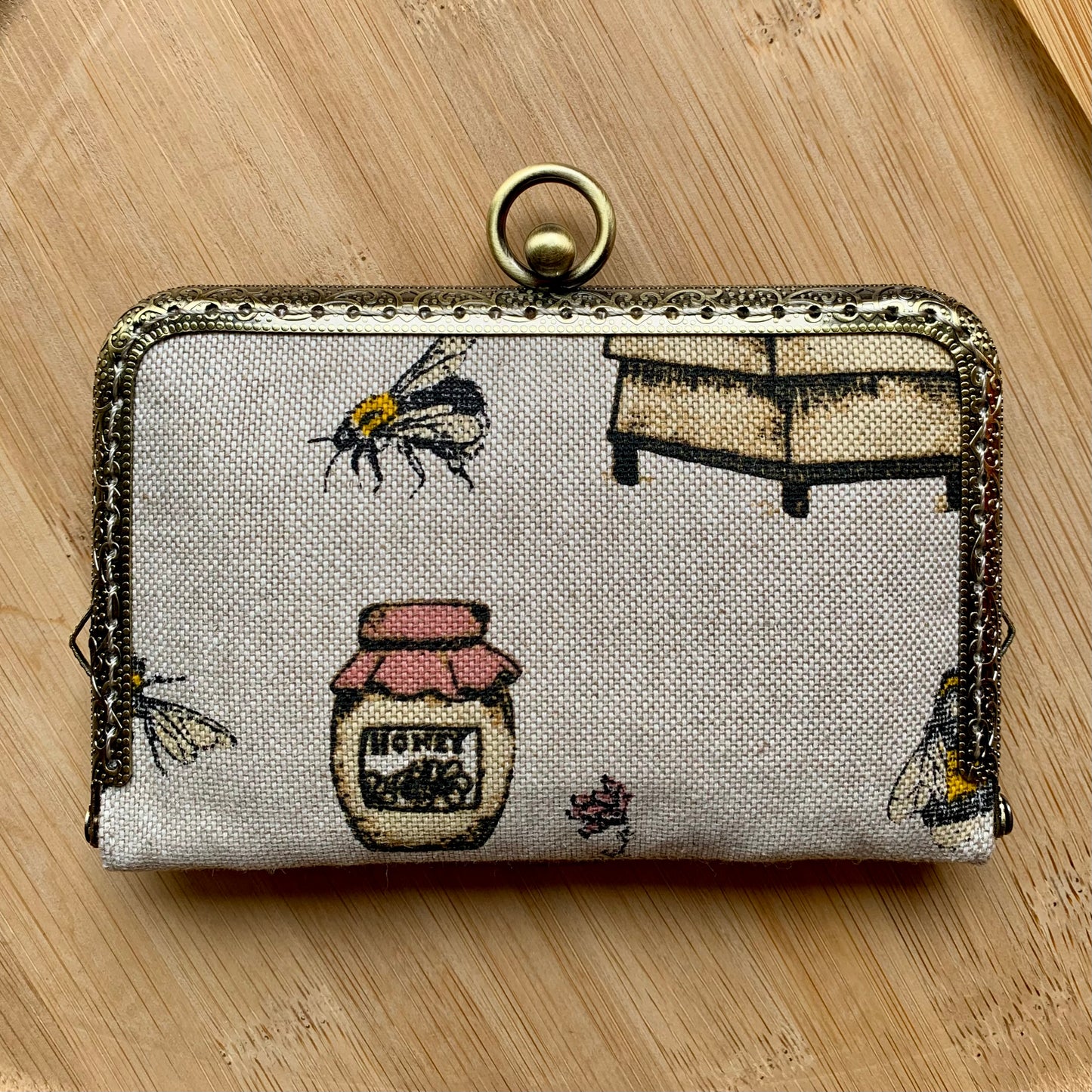 Handmade Kiss Lock Needle Book Sewing Organizer
