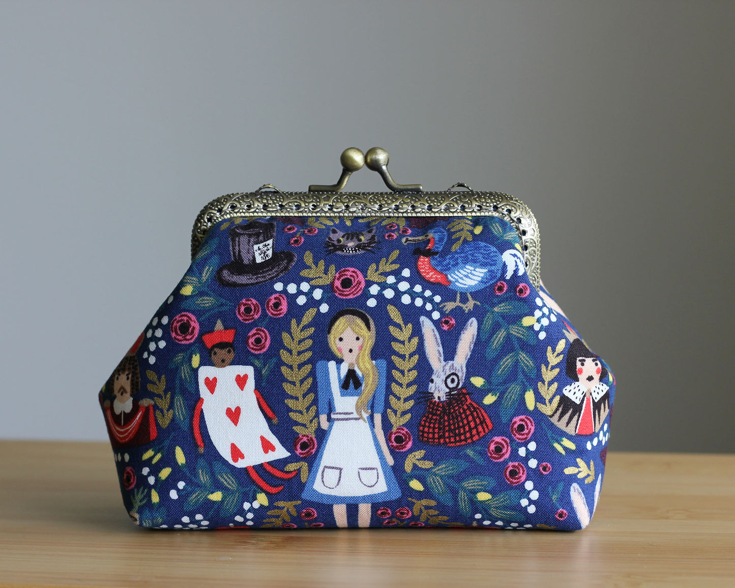 Alice in Wonderland Craft Tool Organizer Pouch