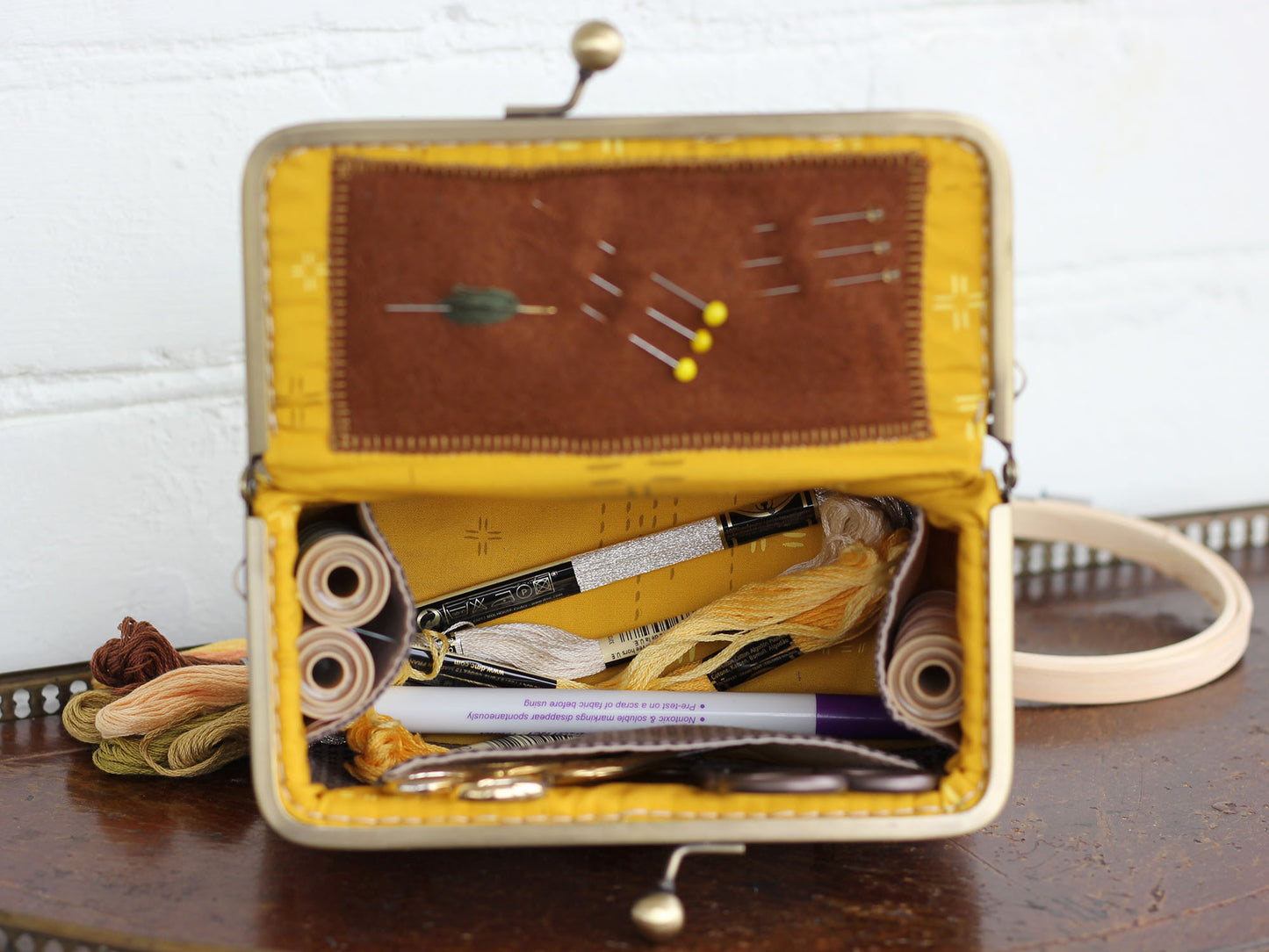 Bee Embroidery Organizer Box – Handmade Sewing & Cross Stitch Storage Case