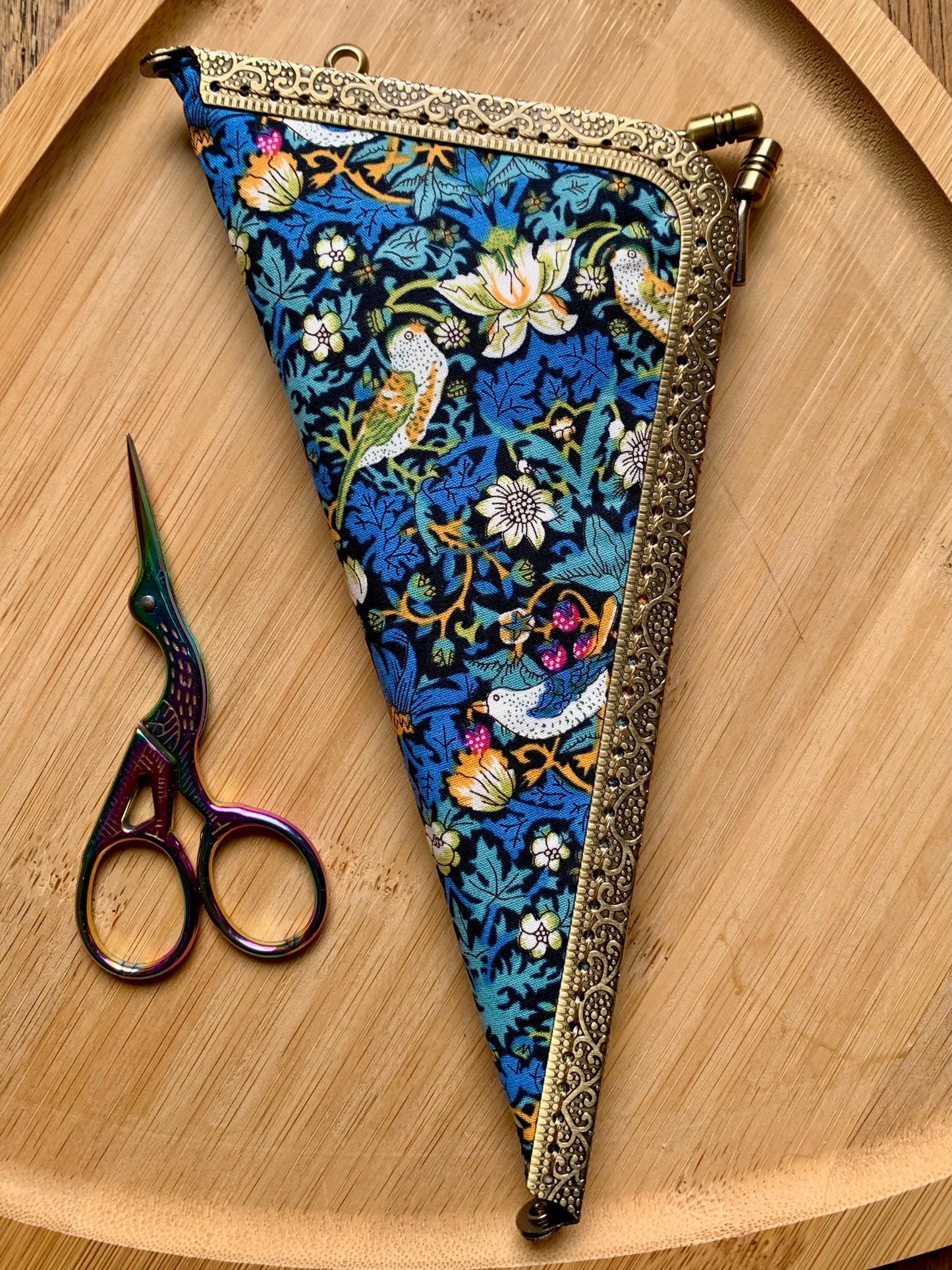 Embroidery Scissors Case and Needle Organizer, Quilting and Cross Stitch Accessory