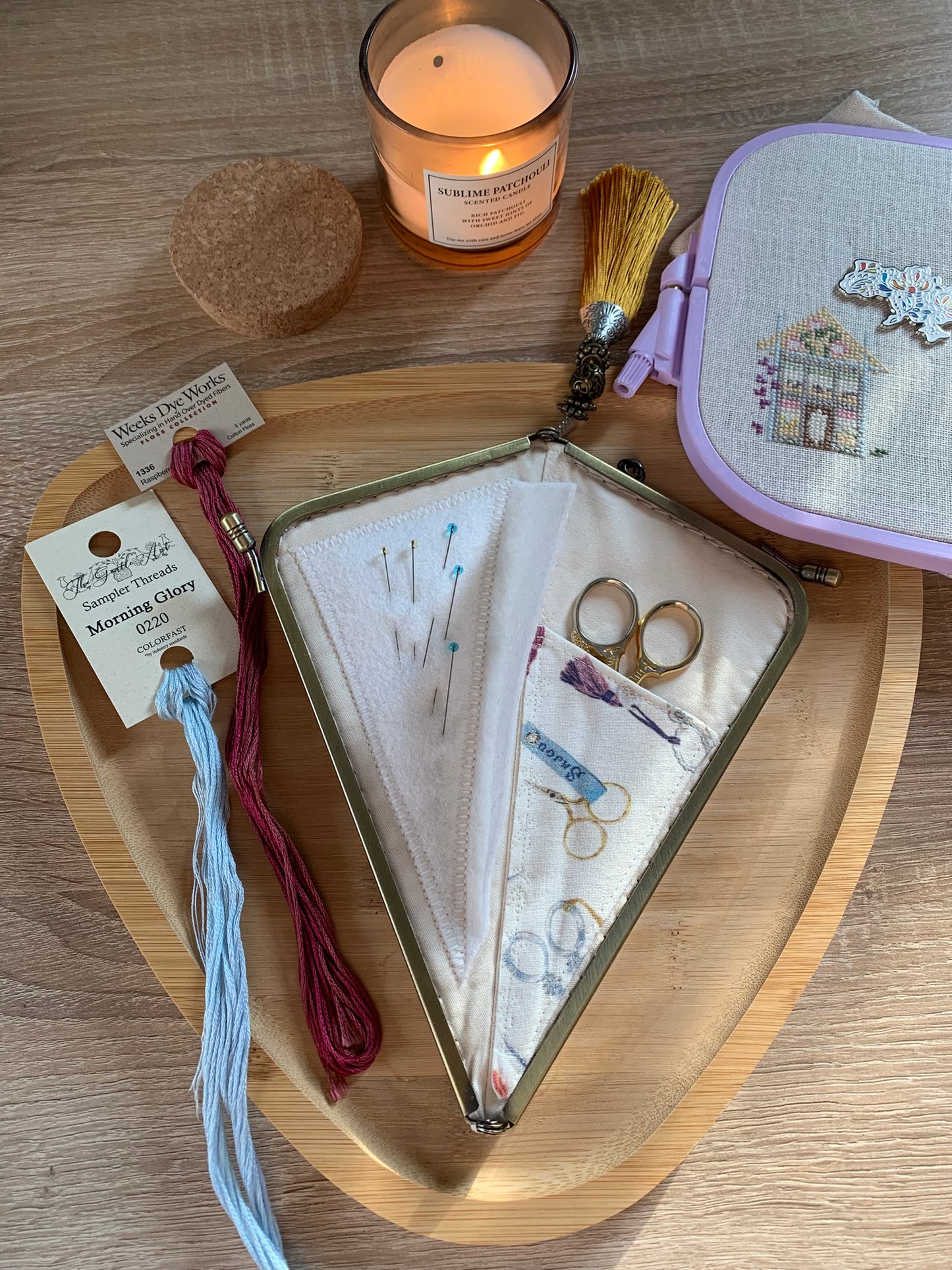 Embroidery Scissors Case and Needle Organizer | Quilting and Cross Stitch Accessory