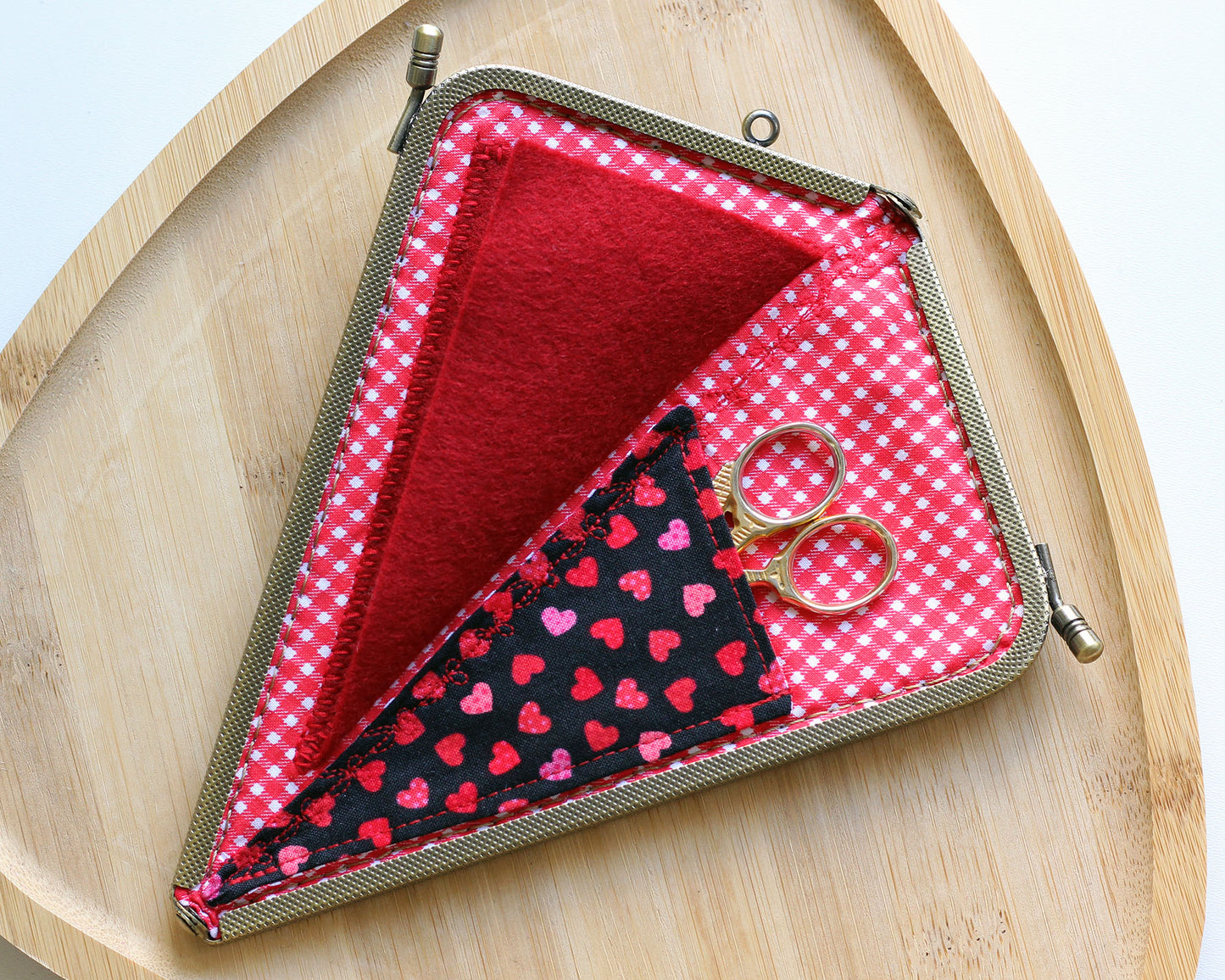 Embroidery Scissors Case and Needle Organizer | Quilting and Cross Stitch Accessory