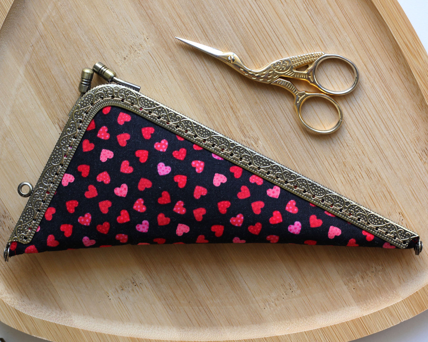 Embroidery Scissors Case and Needle Organizer | Quilting and Cross Stitch Accessory